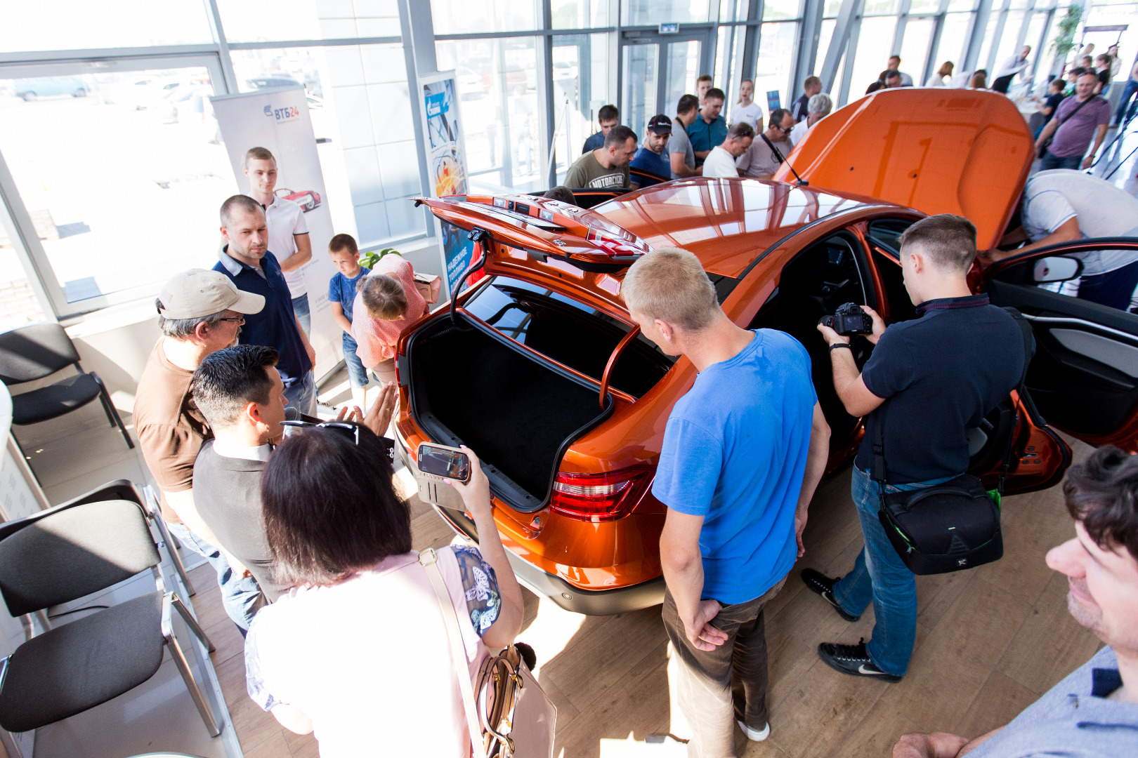 Старт продаж и презентация новой LADA Vesta Cross